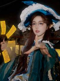 蛋挞小屁孩：oi 小鬼 被我咬上一口可能会哭的哦#小僵尸