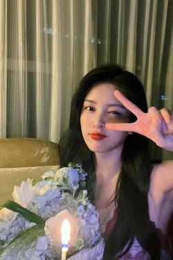杨雪儿 生日快乐，感谢陪伴。