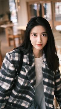 陈姝君发财和发朋友圈，我总要发一个吧。