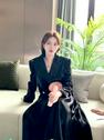 杨雪儿 佟姐怎么心事重重的？ 一定是在思考怎么在齐思乐的心里站C位 