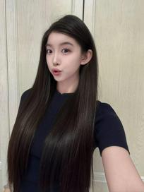 牙什么牙：不见面的日子里 我都有在好好p图 #黑长直 #今天长这样 #西湖水