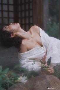 Lily双手装扮新世界，终有后人来感谢！