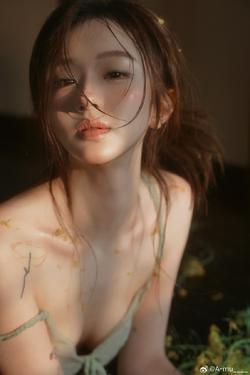 A-mu____既然很多无法改变，那就做一朵花，随风起，永不散。