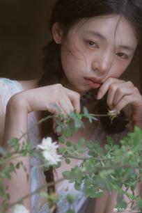 A-mu____卡尔·荣格说：“没有痛苦，就没有意识的觉醒。”