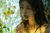甜汐_星之卡桃《溺水的蝴蝶》美图作品图片