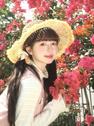 西恩最棒啦：爱我需要很大的勇气。#春天当然要和花花拍照啦 #甜妹 #春日氛围感 #随拍