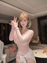 MOMO7：#狮子座 手抽筋了 往哪抽呢#火柴摇 #丝滑 #卡点 #抖音潮流舞蹈地图