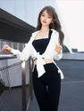 庭树沐年：没人会拒绝牛仔裤吧 #春日 #纯欲 #穿搭