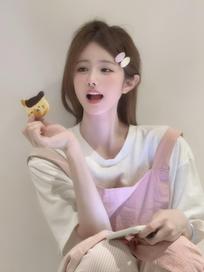 一只丸子啾：五一在家做小猫饼干。#新鲜出炉 #奶油 #小饼干 #私房烘焙 #甜系女孩