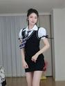 圣帝吖_Diana：不懂就问 法拉利怎么骑 #抖音潮流舞蹈地图 #小奇摇 #在抖音每个人都有自己的摇舞
