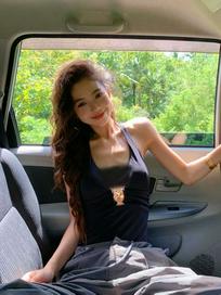 软软多喝水：当我想要自由 眼前的每一条都是我的路 #小麦色 #模特 #livephoto