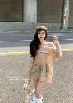 卓：九月底#搭配早秋 #ootd穿搭 #打卡一个新look #打工公主ootd #甜妹日记