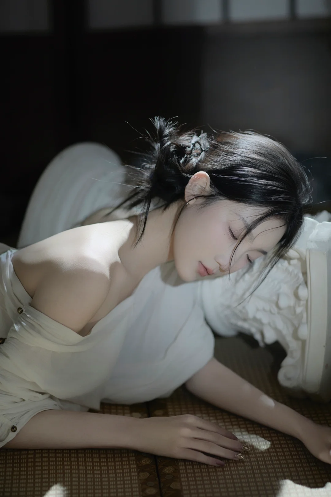 Yolandaaaaa_｜少吃一定会瘦｜骨感瘦永远自带清冷 - 小红书