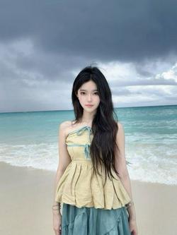 林夕木苒：和大海撞色了 #一起看海 #蓝色治愈系 #海岛度假 #亚庇