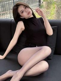 阿梨克孜_Z：性格就这样 不爱就拉倒 #时髦黑客allblack #穿全黑用loca进行曲 #御姐