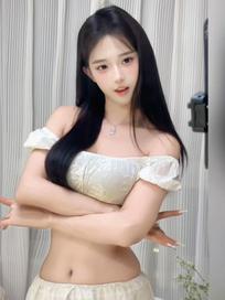 弯弯：有很多人说我长得像那谁#纯欲天花板 #空姐