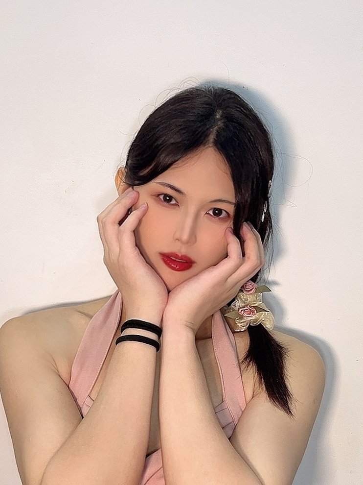 是桃子吖人生路上，有人陪你享福容易，陪你吃苦却难。
