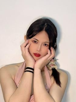 是桃子吖人生路上，有人陪你享福容易，陪你吃苦却难。