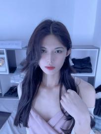 是桃子吖同甘共苦的人，教会你什么是情义
