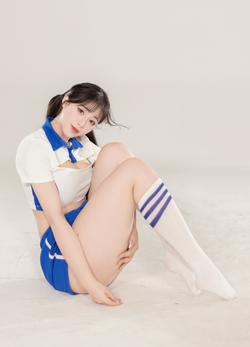 幸运lucky1227 今天没时间去健身房(〜￣△￣)〜在家打卡