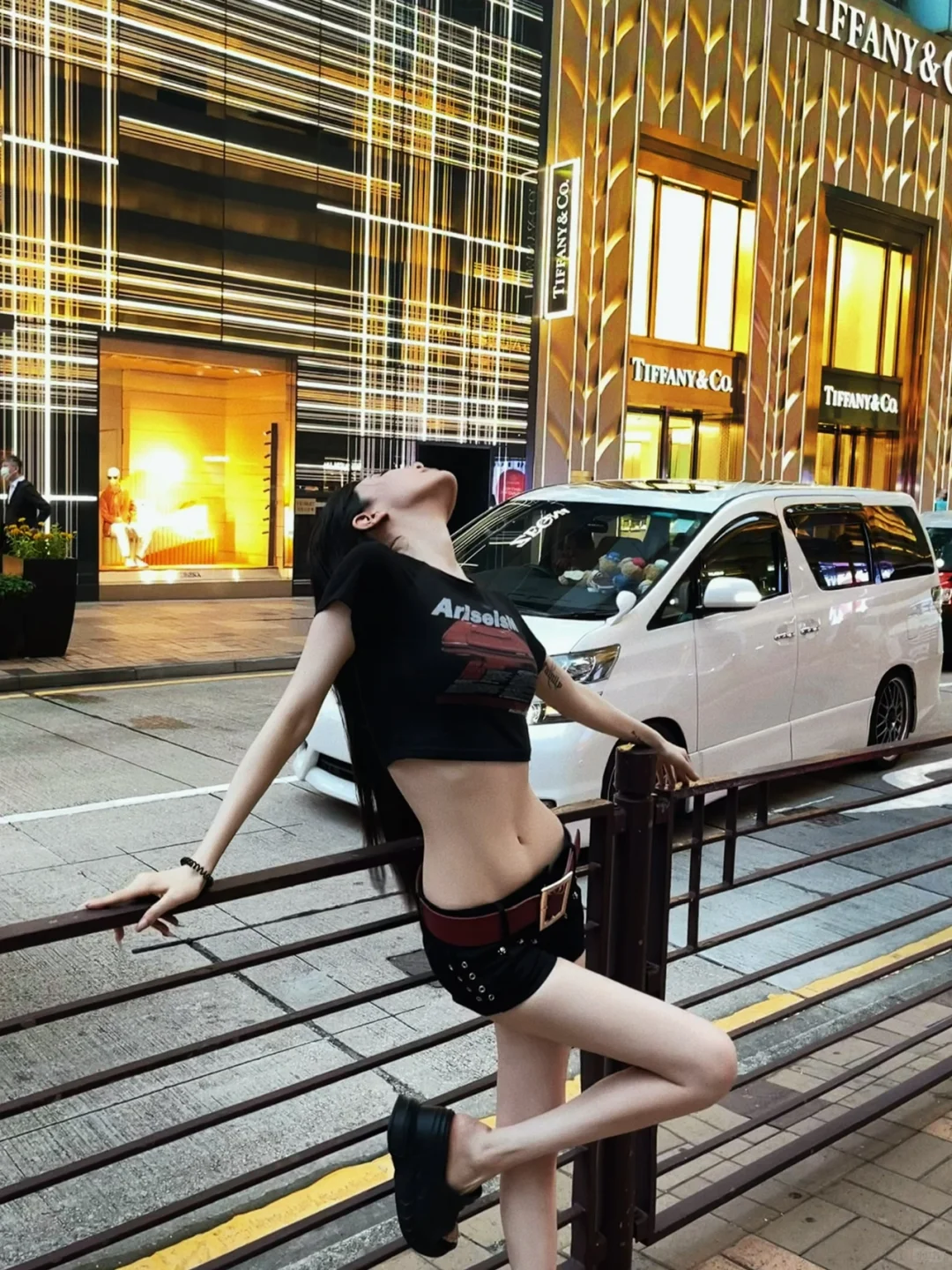 隔壁马哥 香港city walk街头拍个照 - 小红书
