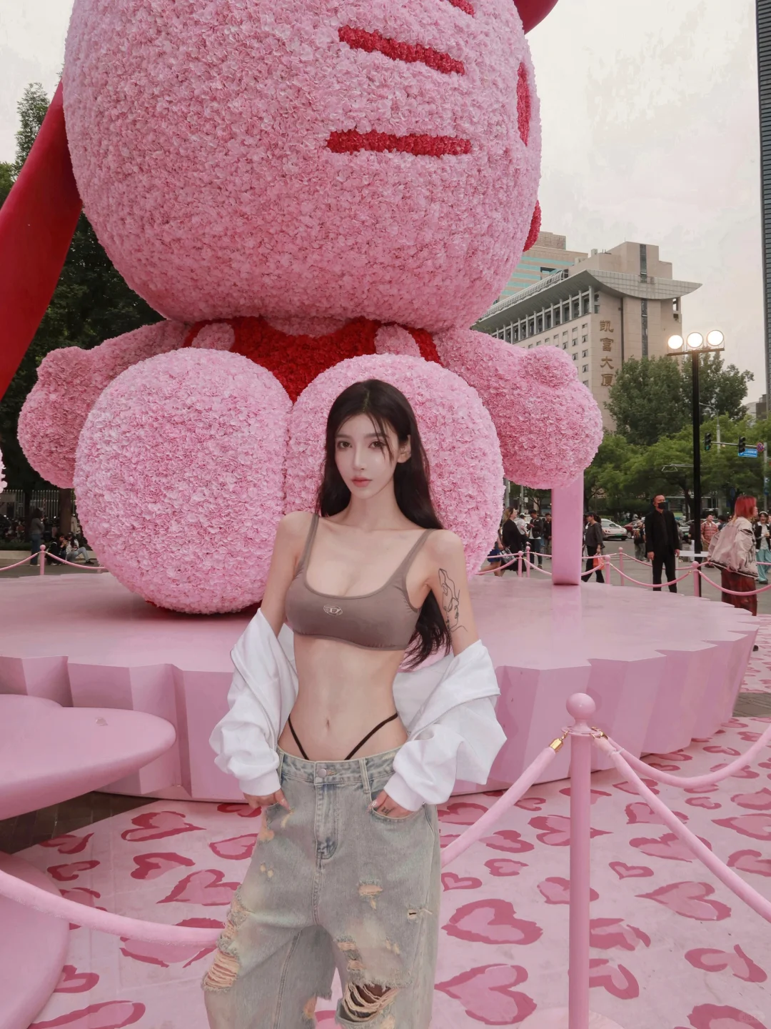 隔壁马哥 北京三里屯看hellokitty啦 - 小红书