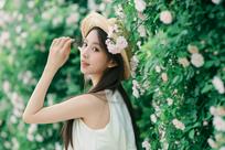 芥茉_Minejoin《4月蔷薇花》美图作品图片-艺图语