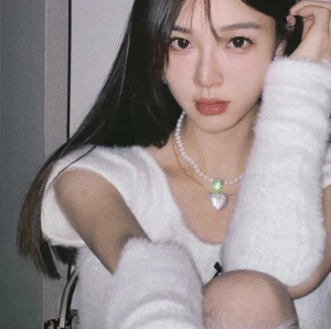 可盐可甜的女生头像