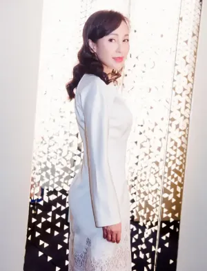 岳丽娜