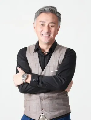 吴岱融