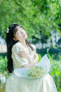 LLL_Lia__一只暖暖《 这里会长出一朵花》美图作品图片-艺图语