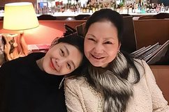 S妈回应大S孩子是否在北京上学