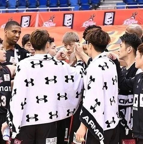 一支球队11人感染！CBA推迟到7月！