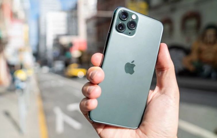 iPhone 11不裁剪照片改善构图比例的方法！