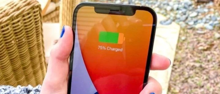 iPhone 12真机续航测试结果出炉，表现不太好！