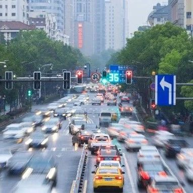 杭州交警发出提醒：周一早高峰这些路段预计会拥堵，建议错开