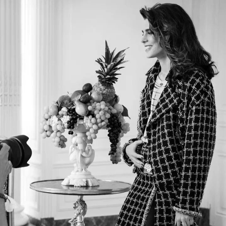 爆米花｜摩纳哥公主成为Chanel新品牌大使，A妹晒婚戒宣布订婚
