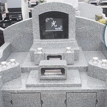 日本推出靠蓝牙感应的“电子墓地”，墓碑可随扫墓者更改画面