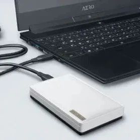 技嘉 VISION 移动固态硬盘国内即将上市：USB 3.2 Gen2*2 接口