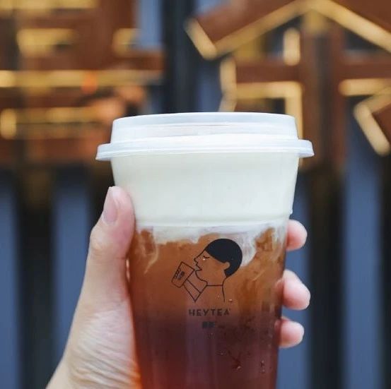 要开800家门店：“舍命”狂奔的喜茶，下一个瑞幸？