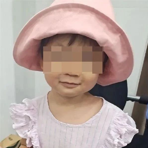帮女孩找妈妈：无牌电瓶车被交警拦下，杭州女子丢下车和孩子跑了…