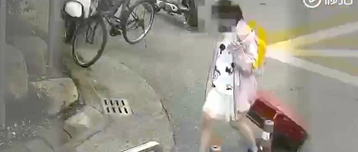 10岁女孩3800元打车跨省见男网友！司机：误以为是大学生