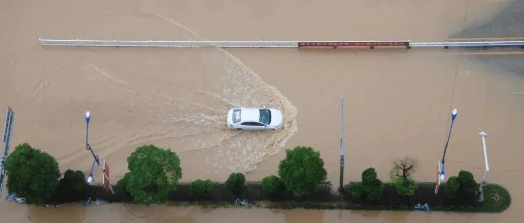 魔幻2020｜南方暴雨何时休？看VR技术如何“乘风破浪”