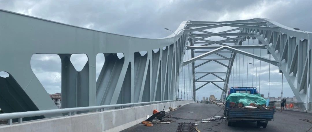 【交通】金山大桥北幅预计8月底通车，南幅新桥明年底建成