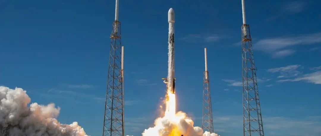 记录再次被刷新！SpaceX用六手火箭成功发射第11批星链卫星