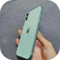 疑似iPhone 12真机图曝光 直角边设计“刘海”没有缩小