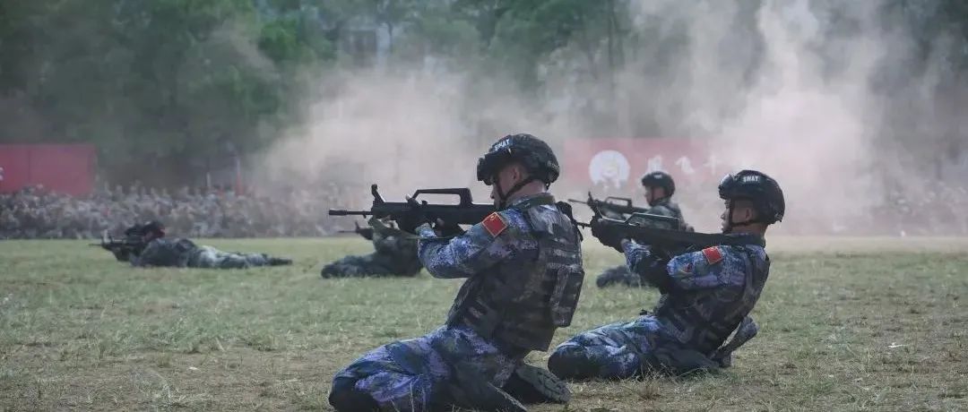 飒！军训汇演超燃现场不容错过 ~