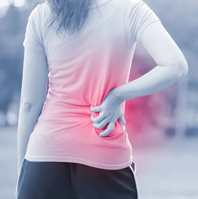 腰痛可能患上这种血液病，出现这些症状要小心！