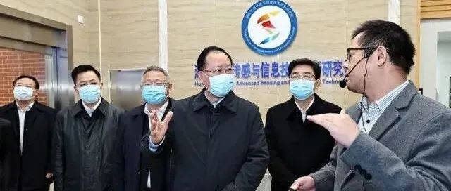 毛伟明在湘大宣讲十九届六中全会精神：牢记光荣使命创出光辉业绩