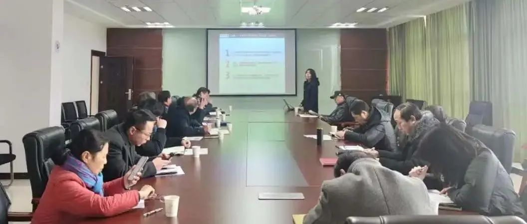 武汉文理学院召开2021年校级教（科）研项目立项评审会
